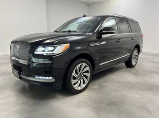 Used 2024 Lincoln Navigator Reserve AWD/4WD video 3