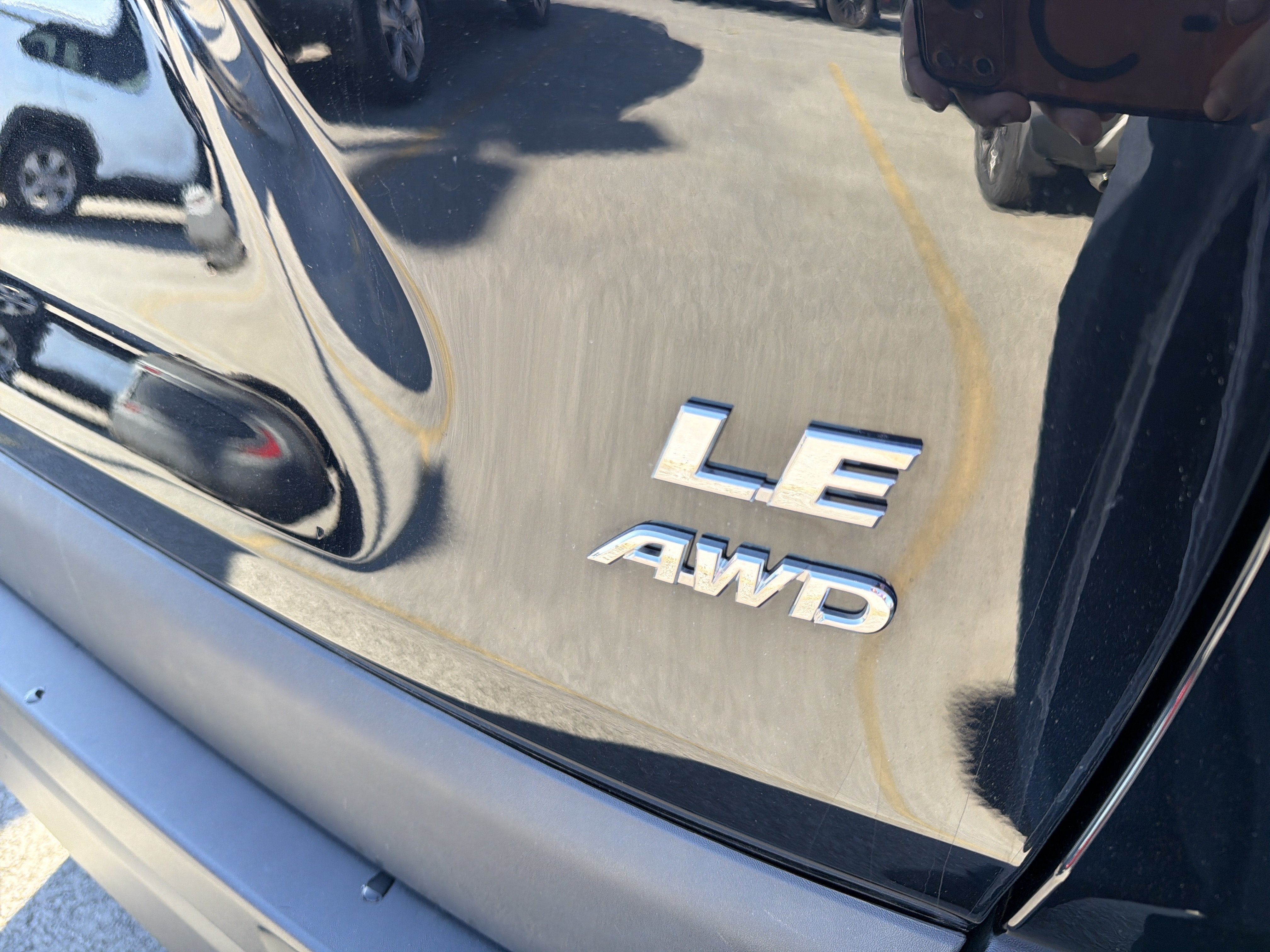 Used 2023 Toyota RAV4 LE AWD/4WD image 7