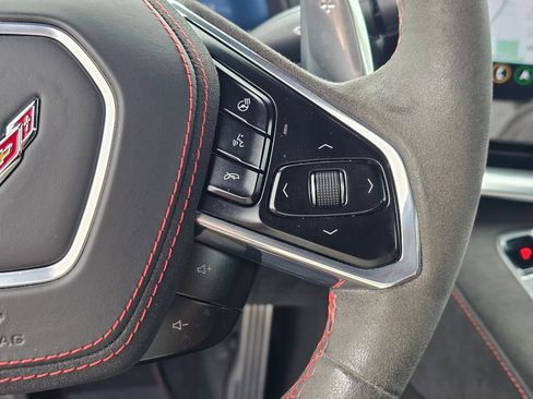Used 2021 Chevrolet Corvette Stingray Premium Conv w/ Z51 Performance Package RWD image 33