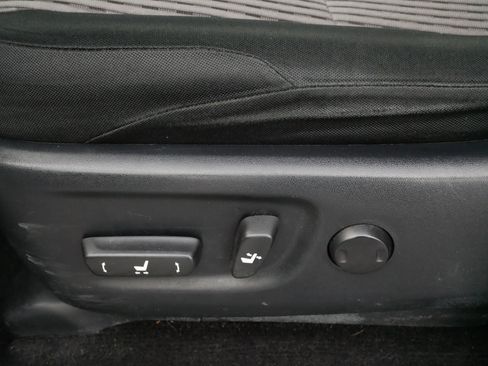 Used 2016 Toyota 4Runner SR5 image 20