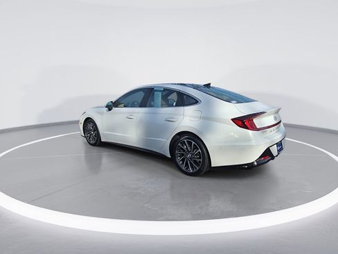 Used 2021 Hyundai Sonata Limited w/ Cargo Package image 6
