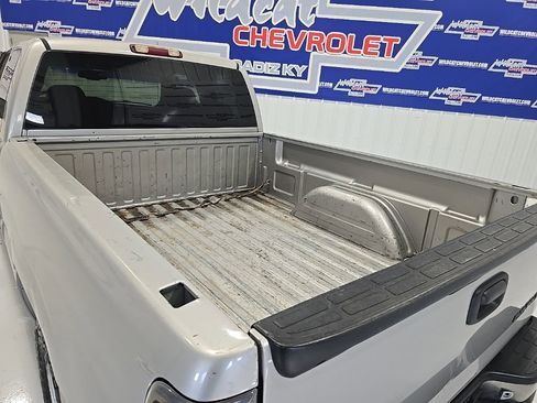 Used 2004 Chevrolet Silverado 1500 LS image 18