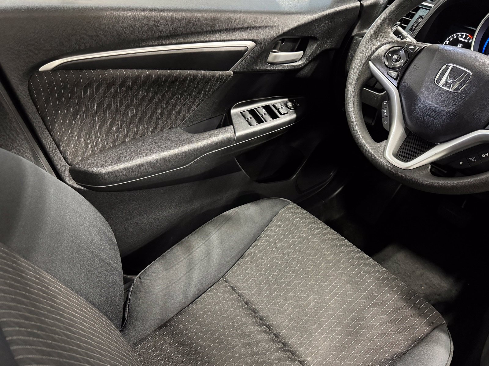 Used 2018 Honda Fit EX image 43