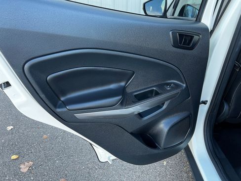 Used 2021 Ford EcoSport SES image 22