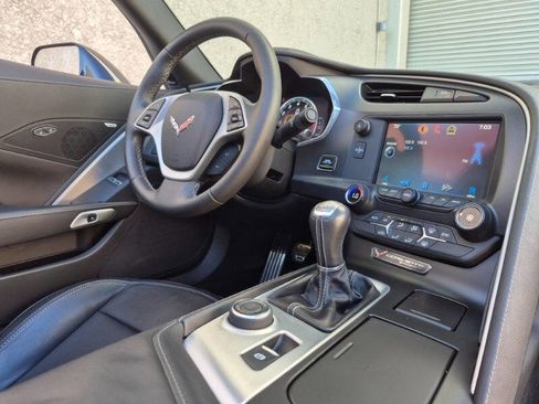 Used 2014 Chevrolet Corvette Stingray Coupe image 29