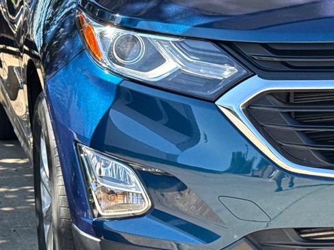 Used 2021 Chevrolet Equinox LT FWD image 4