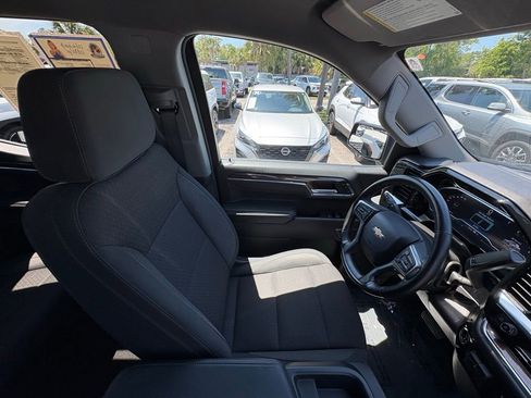Used 2025 Chevrolet Silverado 1500 LT RWD image 24