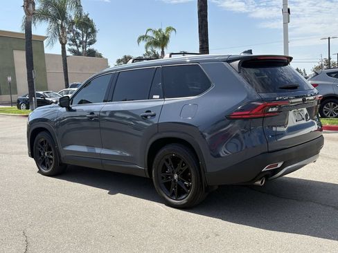 Certified 2025 Toyota Grand Highlander AWD Hybrid image 4