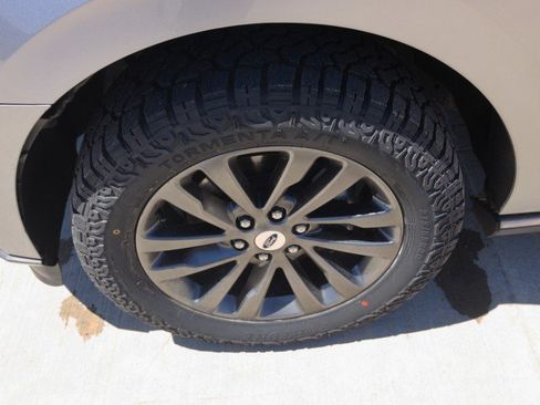 Used 2020 Ford Expedition Max Limited w/ Equipment Group 301A AWD/4WD image 11