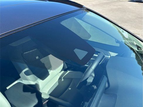 Used 2024 Toyota RAV4 Limited image 12