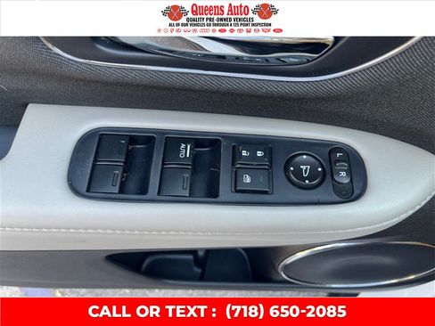 Used 2022 Honda HR-V EX image 41