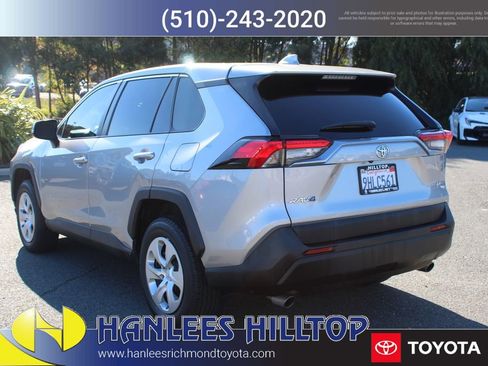 Used 2023 Toyota RAV4 LE image 9