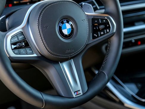 New 2026 BMW X7 xDrive40i w/ Executive Package image 12