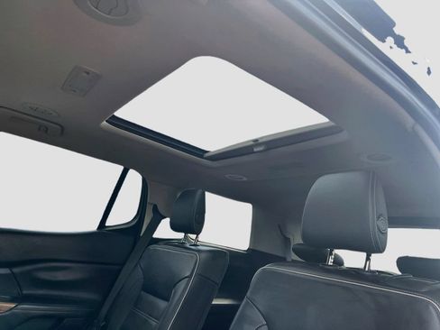 Used 2019 GMC Acadia Denali w/ Technology Package FWD image 36