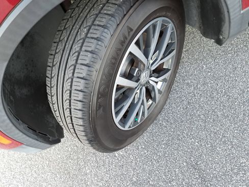 Certified 2019 Volkswagen Tiguan SE w/ Panoramic Sunroof Package image 31