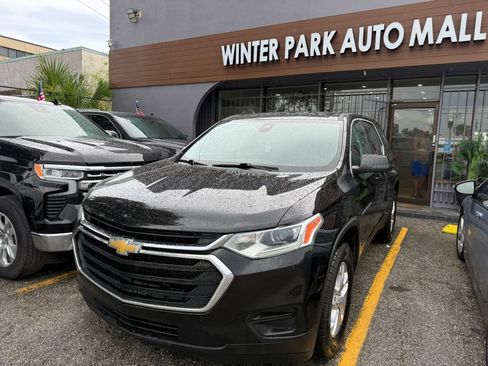 Used 2021 Chevrolet Traverse LS w/ LPO, Cargo Package FWD image 1