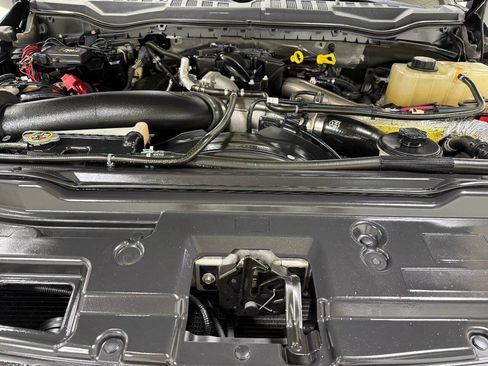Used 2017 Ford F350 Platinum w/ Platinum Ultimate Package AWD/4WD image 99