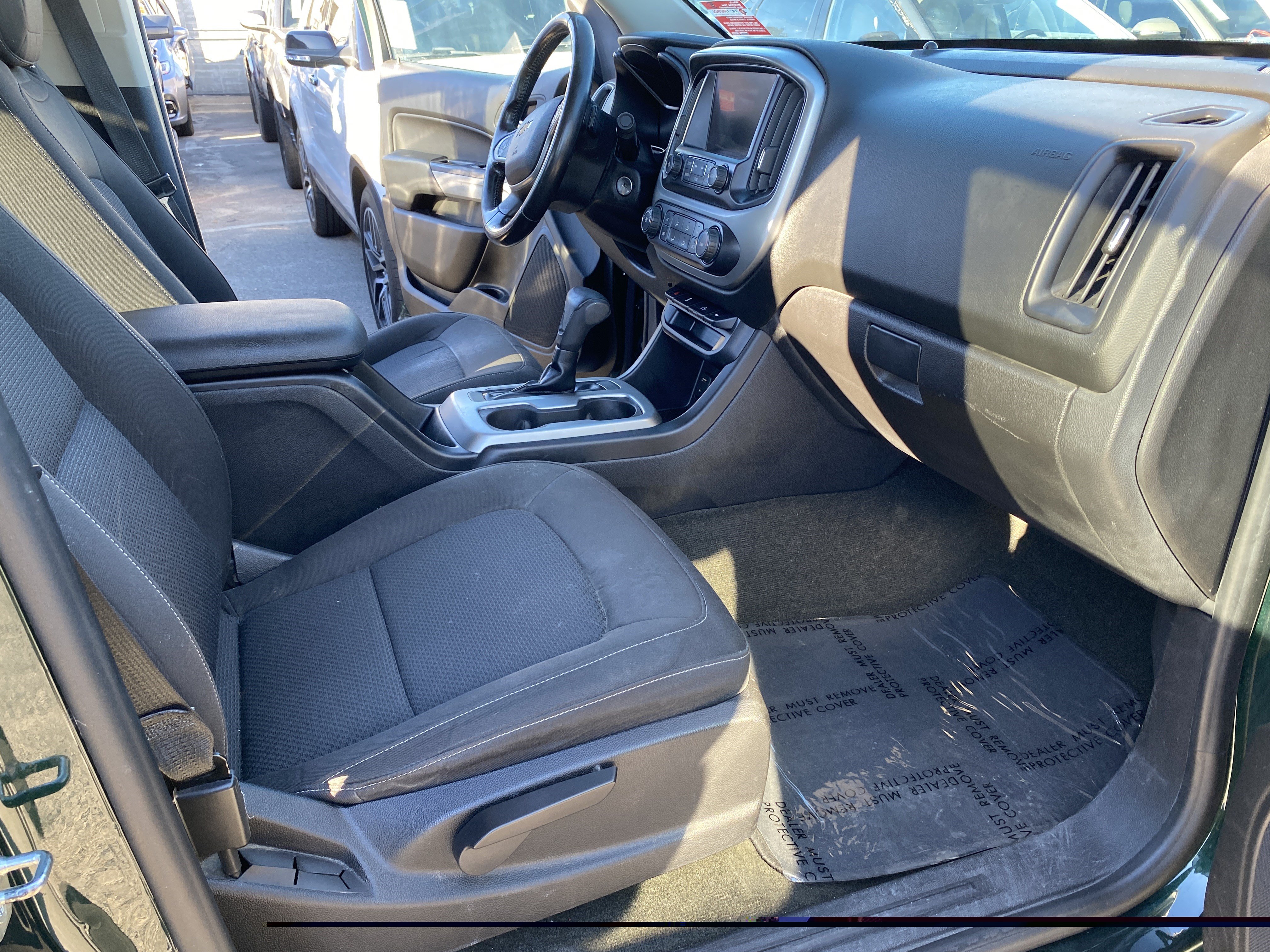 Used 2016 Chevrolet Colorado LT AWD/4WD image 22