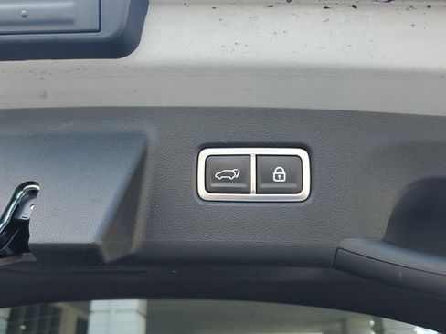Certified 2023 Kia Sorento EX FWD image 7