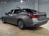 Used 2024 Nissan Altima 2.5 SV image 5