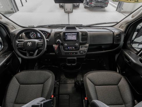 Used 2024 RAM ProMaster 3500 w/ Power Group FWD image 8