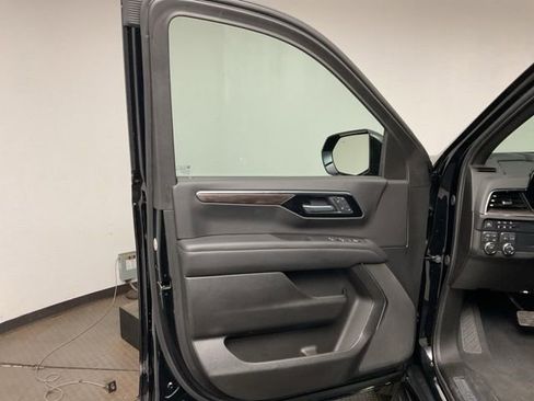 Certified 2025 Chevrolet Tahoe LT image 10