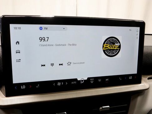 Certified 2025 Ford Explorer Active AWD/4WD image 4