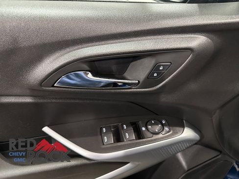 Used 2024 Chevrolet Trax LS w/ LS Convenience Package image 12