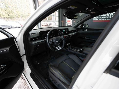 Used 2025 Kia K5 GT w/ GT1 Package image 8