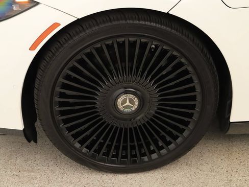 Used 2023 Mercedes-Benz EQS 450+ Sedan image 36