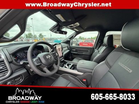 New 2026 RAM 2500 Laramie w/ Towing Technology Group AWD/4WD image 14