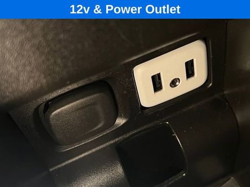 Used 2019 Chevrolet Impala Premier FWD image 23