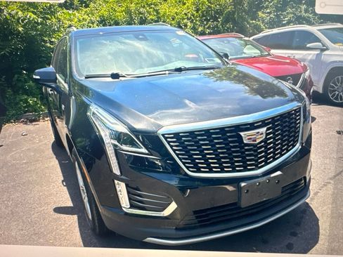 Used 2022 Cadillac XT5 Premium Luxury FWD image 4