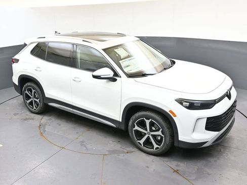 New 2026 Volkswagen Tiguan SE AWD/4WD image 51
