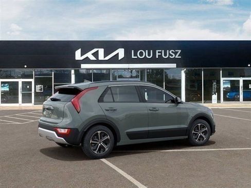 New 2026 Kia Niro EX FWD image 6