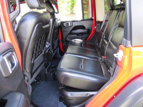 Used 2022 Jeep Wrangler Unlimited Rubicon 4xe w/ Cold Weather Group image 26