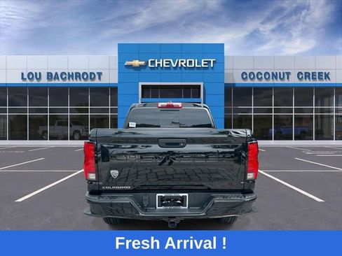 Used 2023 Chevrolet Colorado Z71 w/ Z71 Convenience Package 2 AWD/4WD image 7