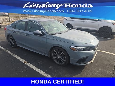 Used 2023 Honda Civic Touring image 2
