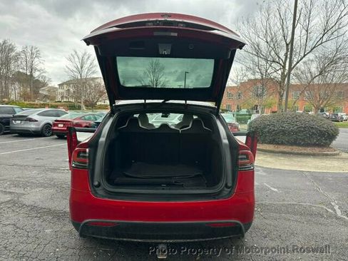 Used 2020 Tesla Model X Long Range image 18