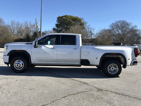 Used 2023 GMC Sierra 3500 Denali image 21