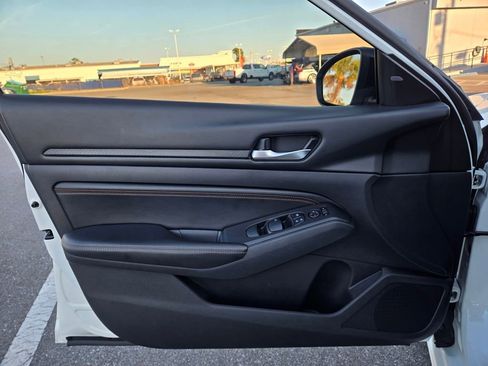 Used 2019 Nissan Altima 2.5 SR image 20