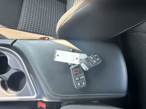 Used 2022 Dodge Challenger GT RWD image 12