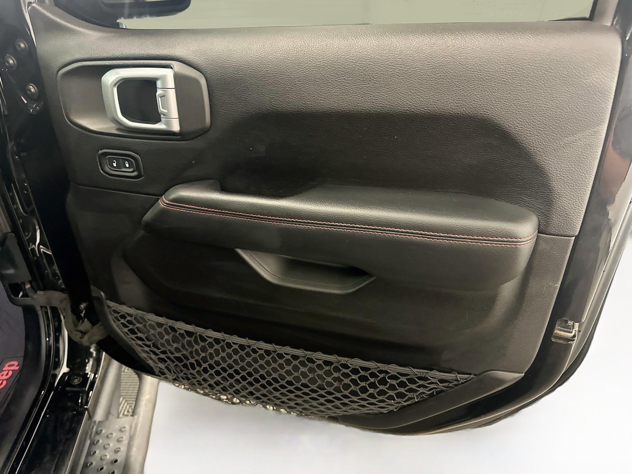 Used 2019 Jeep Wrangler Unlimited Rubicon AWD/4WD image 33