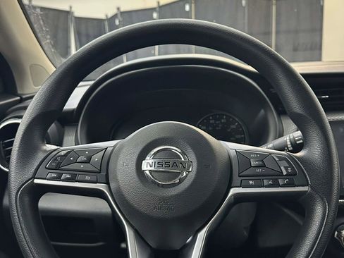 Used 2023 Nissan Kicks SV image 53