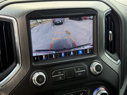 Used 2022 GMC Sierra 2500 Denali image 21