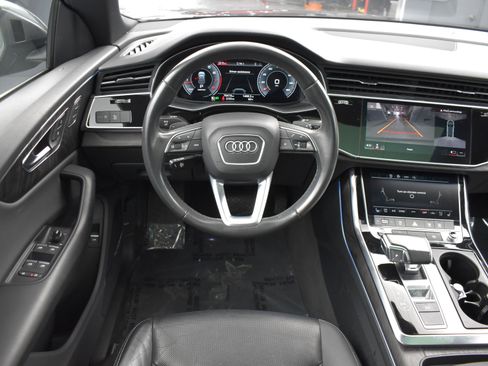 Used 2021 Audi Q8 Premium Plus w/ Premium Plus Package image 15