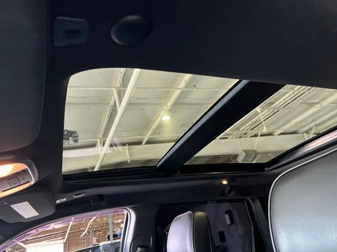 Used 2019 Jeep Grand Cherokee High Altitude AWD/4WD image 10