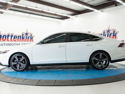 Certified 2023 Honda Accord Sport image 5