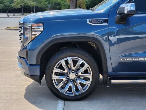 Used 2025 GMC Sierra 1500 Denali w/ Denali Reserve Package AWD/4WD image 8