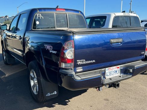 Used 2012 Toyota Tacoma 4x4 Double Cab w/ TRD Sport Pkg image 6